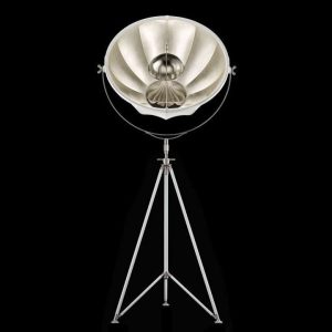 Fortuny Studio 76 staande driepoot lamp wit – bladzilver